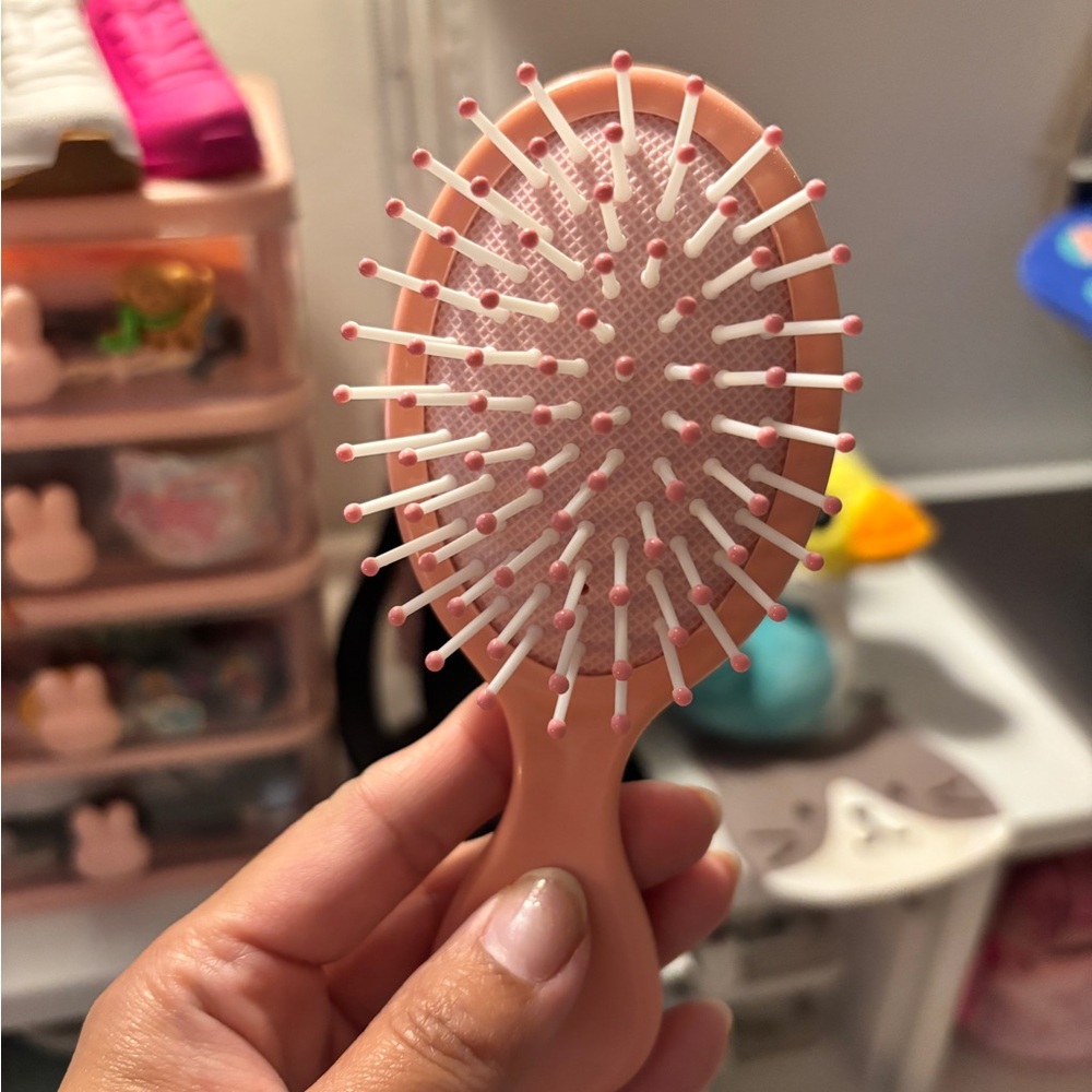 Peach Hair Brush for Women